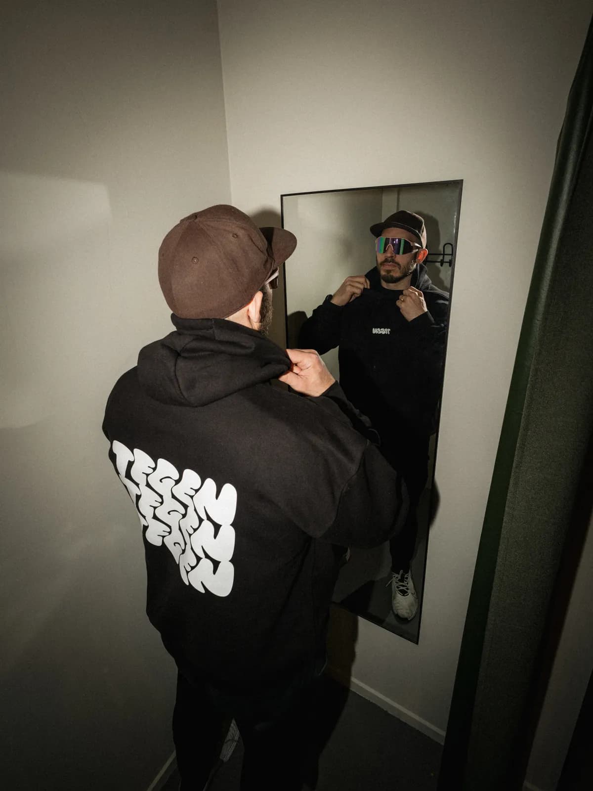 Merch & training clothes