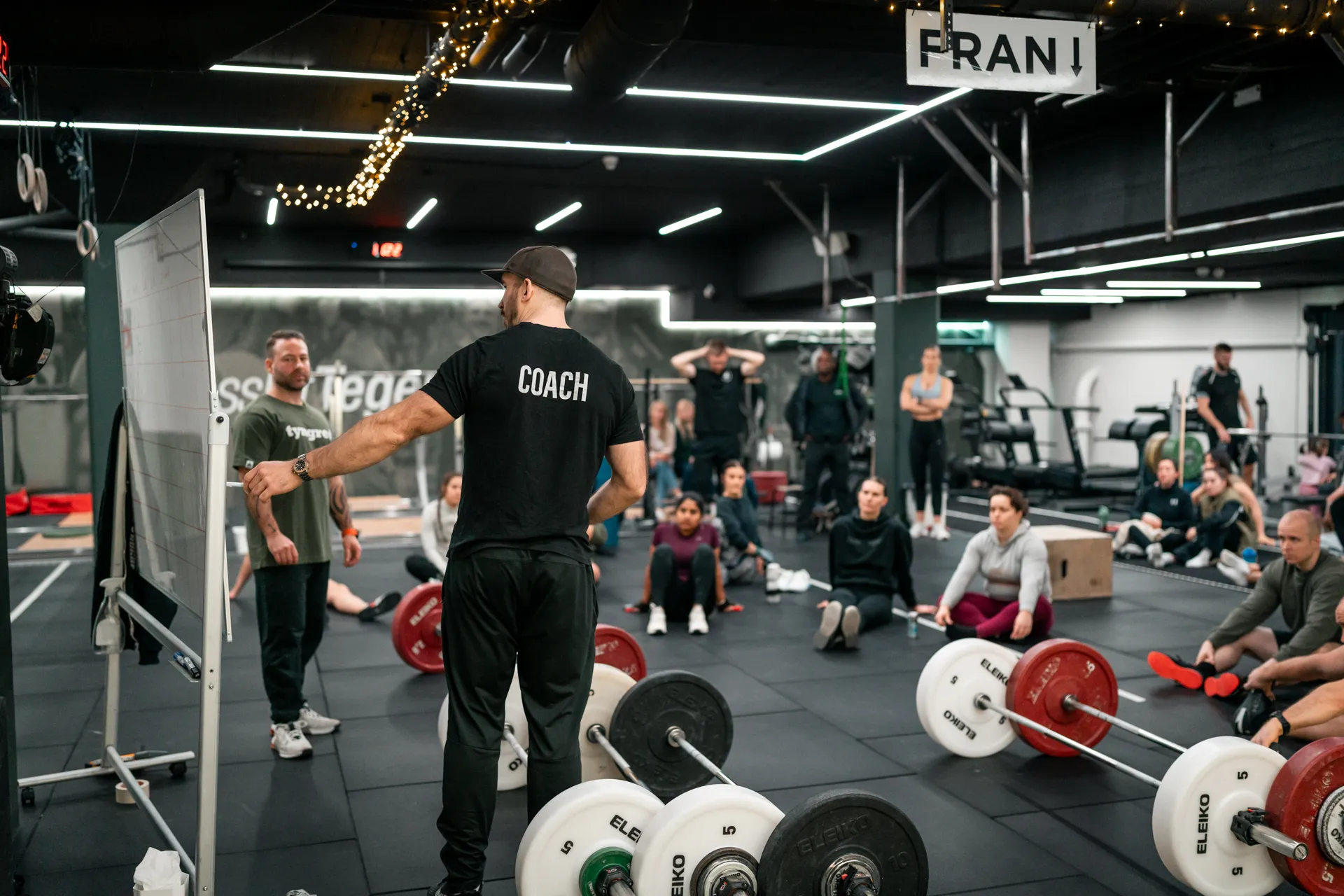 Gruppträning på CrossFit Tegen